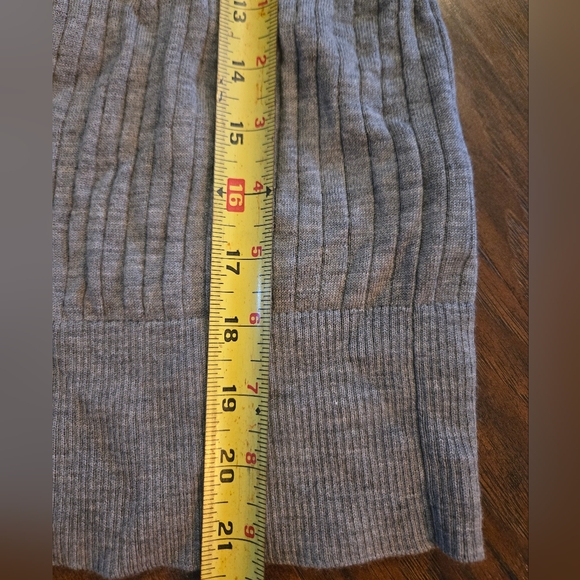 Banana Republic Gray Small Merino Wool Ribbed Cardigan - Picture 8 of 9